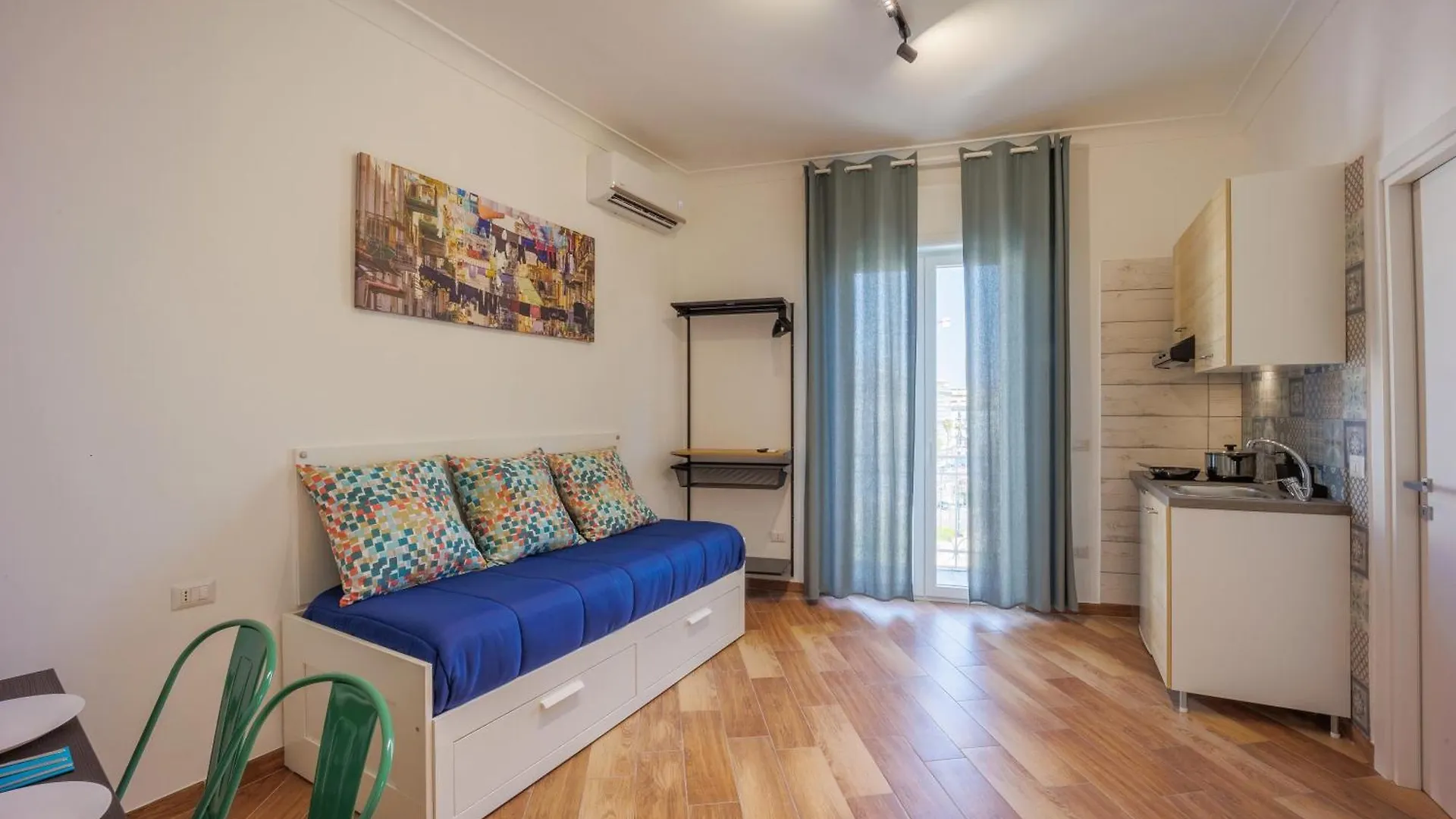 Πανσιόν Tony Suites Napoli Ιταλία