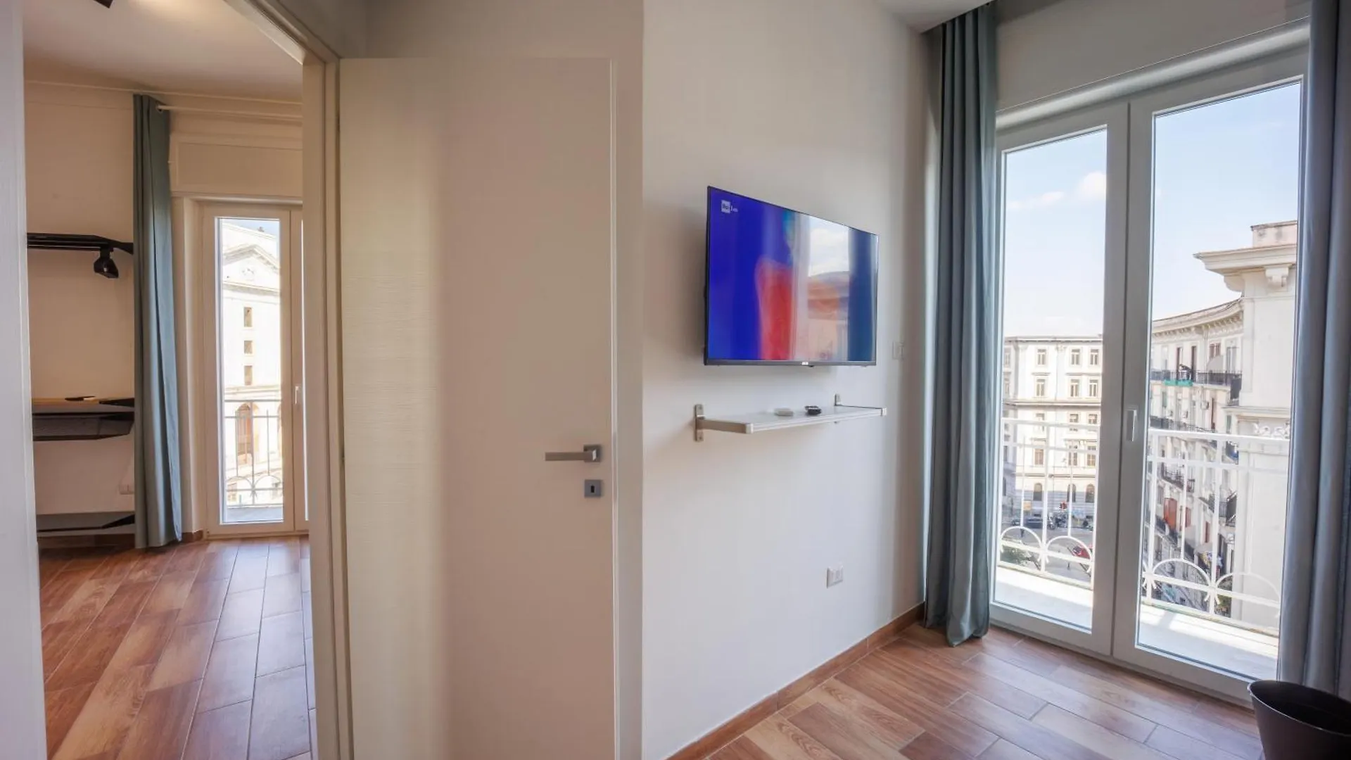 Tony Suites Napoli