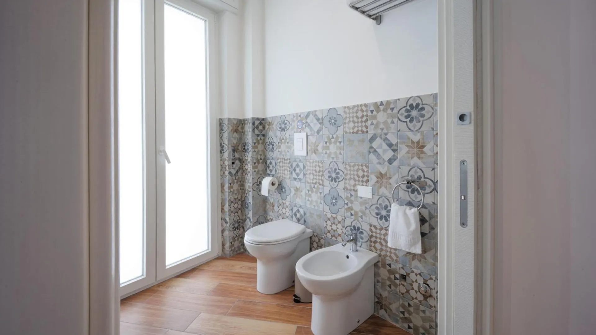 Πανσιόν Tony Suites Napoli
