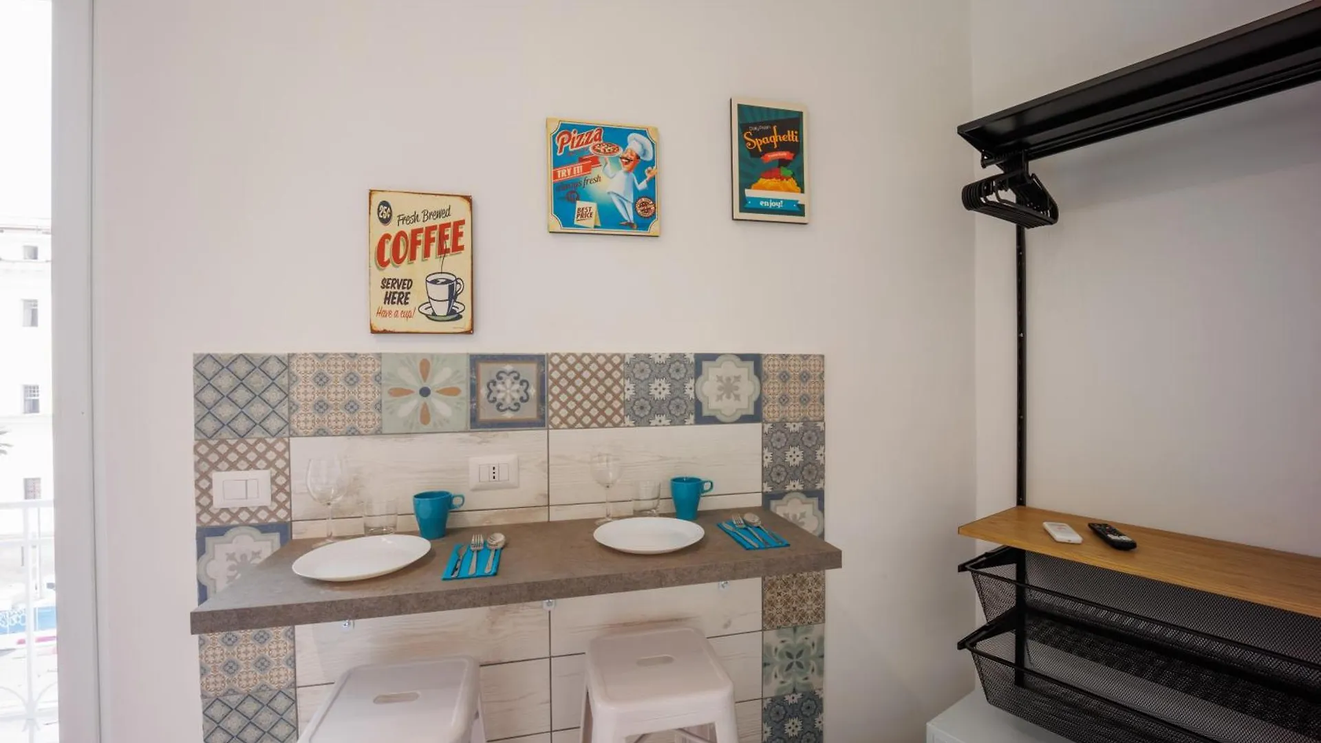 Tony Suites Napoli 0*, Νάπολη Ιταλία