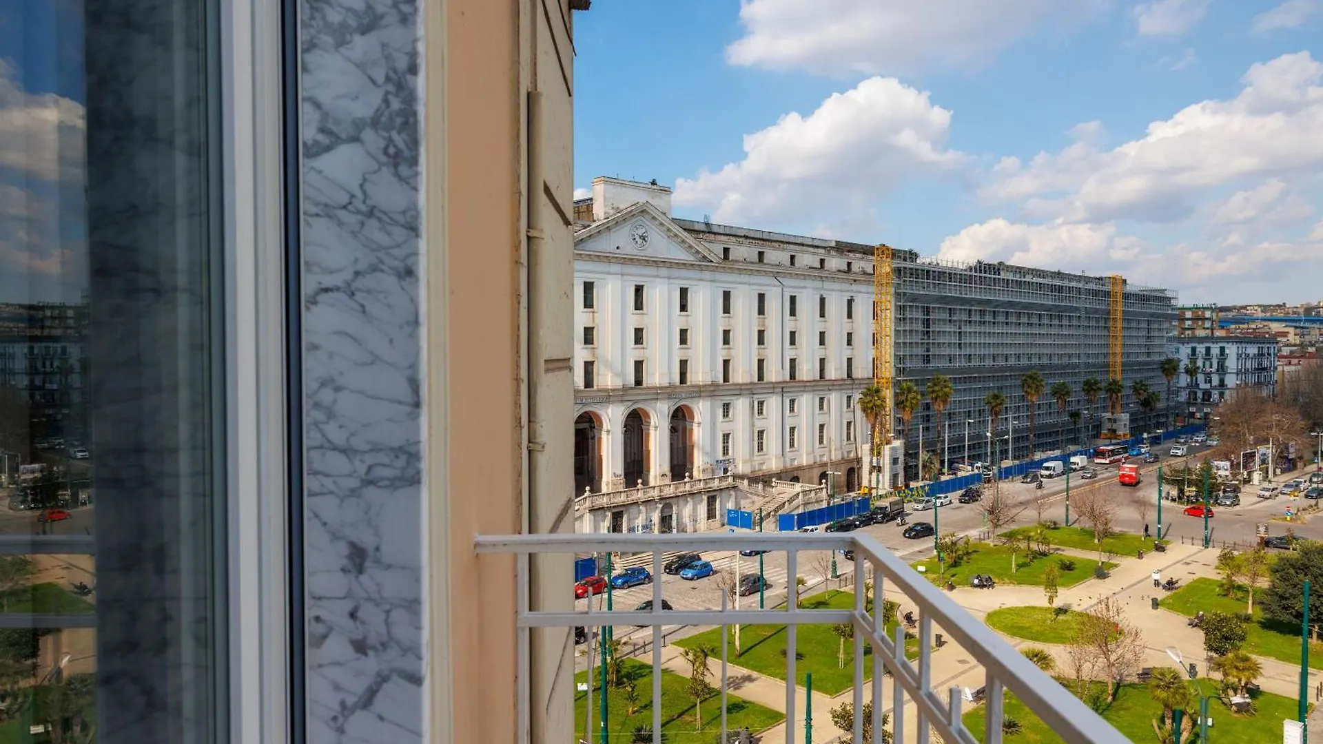 Tony Suites Napoli Πανσιόν