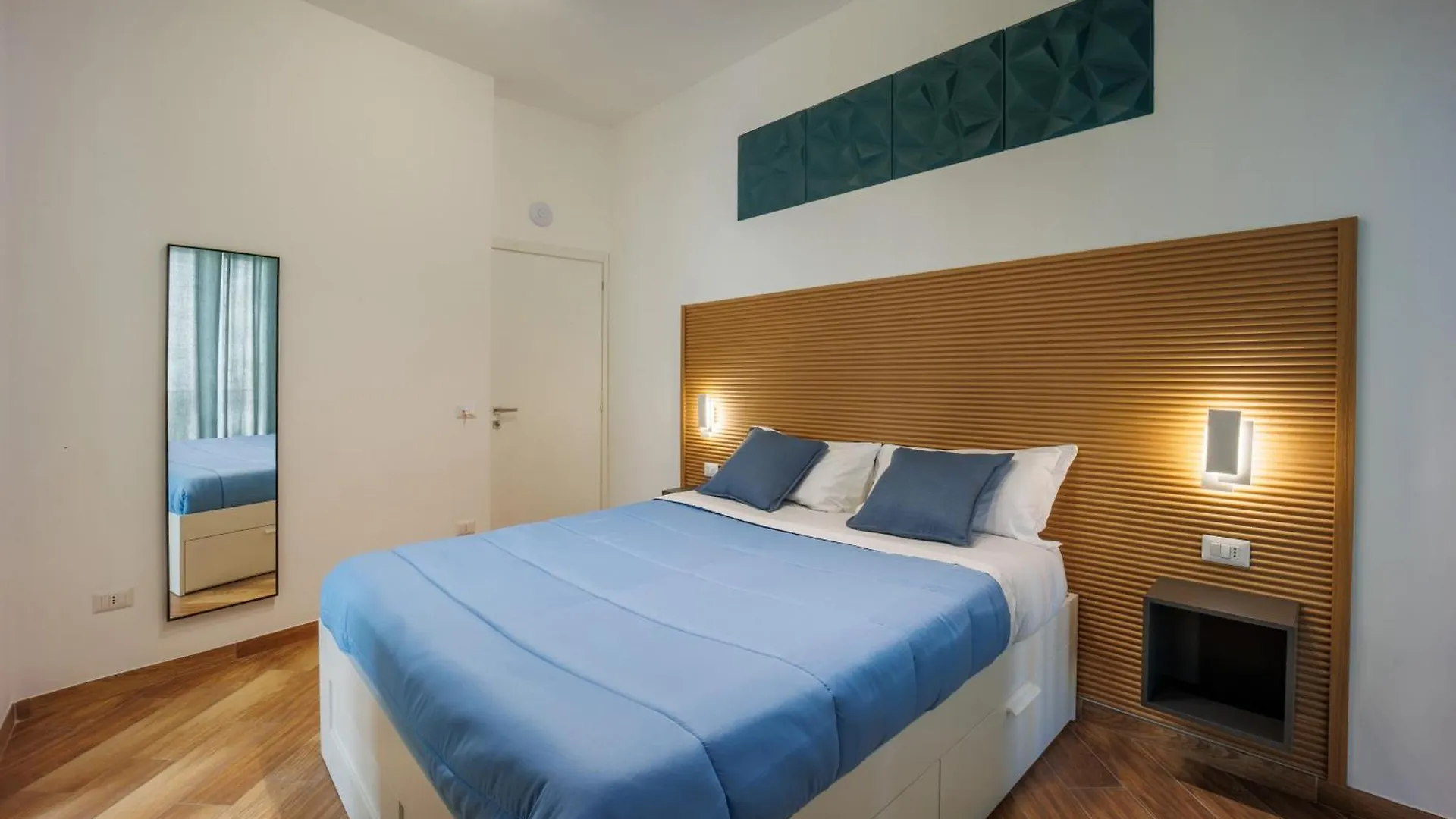 Tony Suites Napoli