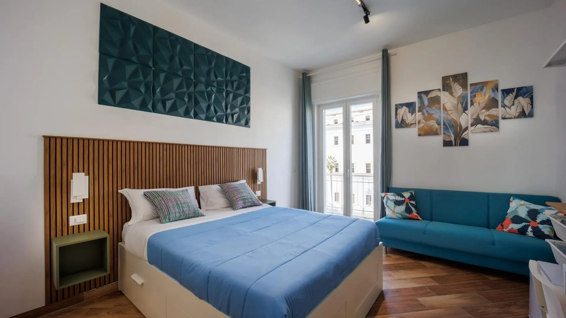 Πανσιόν Tony Suites Napoli