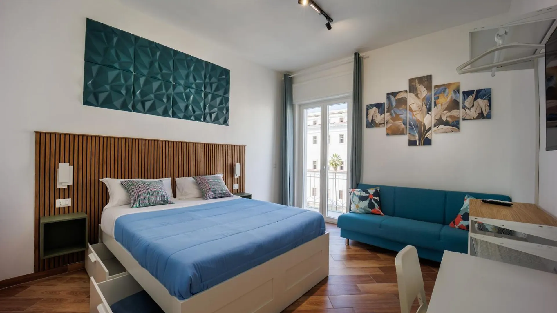 Tony Suites Napoli Ιταλία